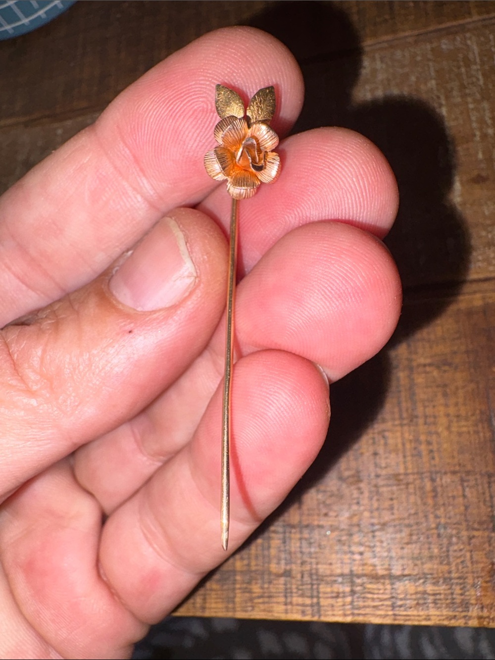 Vintage KREMENTZ Delicate Gold-Tone Flower Stick Pin for Women